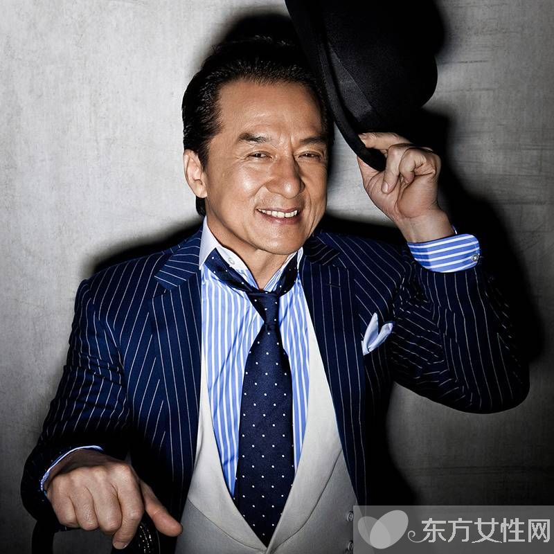 62岁成龙获奥斯卡奖 成龙微博发声 电话被打爆了