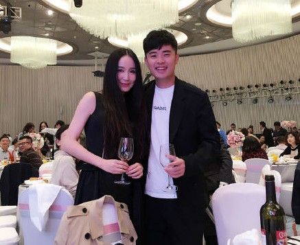 娄艺潇男友叫什幺 娄艺潇男友是张超吗