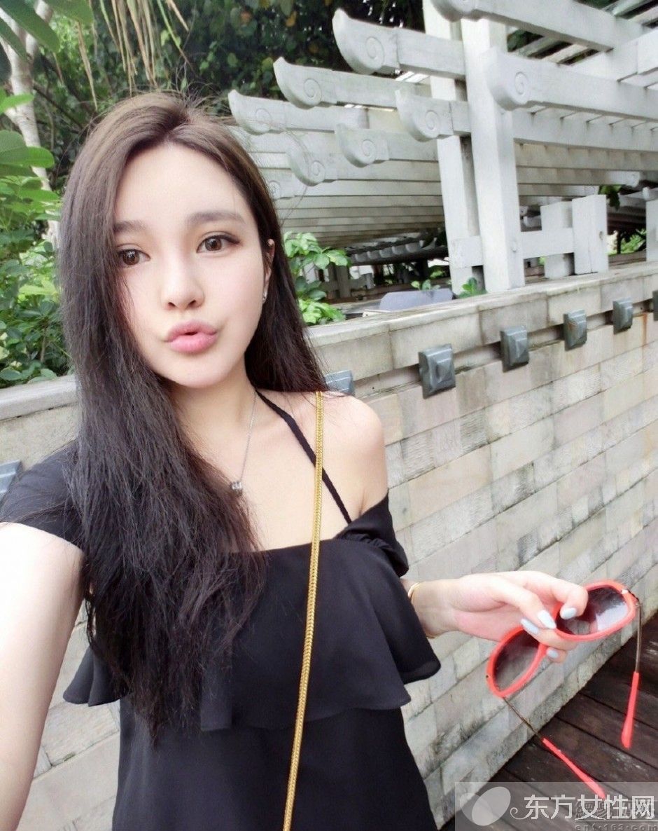 周扬青坦承整容获赞美 罗志祥女友周扬青个人资料