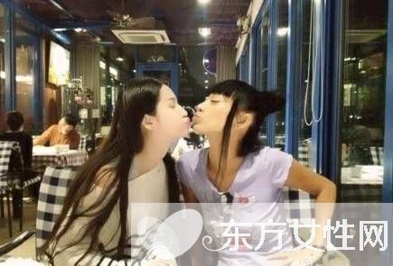 巨乳女星蓝燕白灵恋情曝光 蓝燕出柜自曝不会选择男生