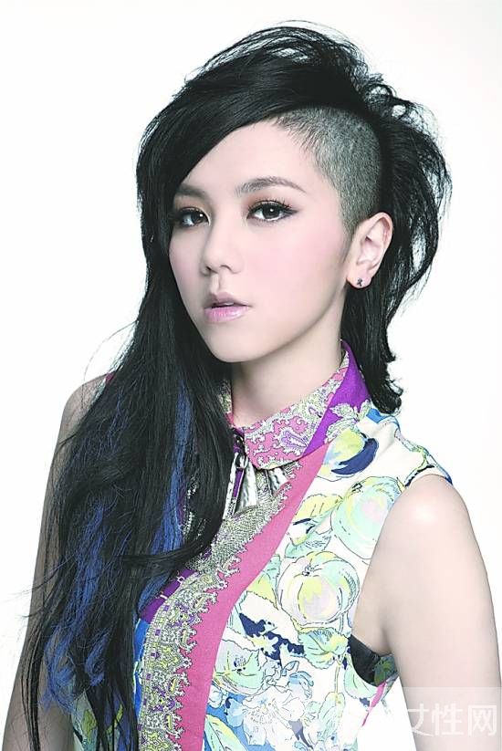 被叫 滚出娱乐圈 的明星TOP10 她居然占首位