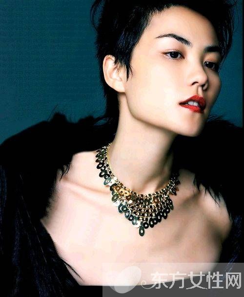 李嫣兔唇原因 李嫣护姐对抗网友获赞 中国好姐妹