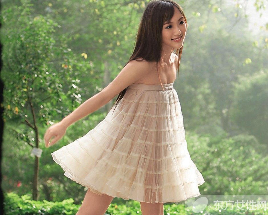 香港艳星陈静三级片艳照 与杜汶泽上演大尺度激情诱惑