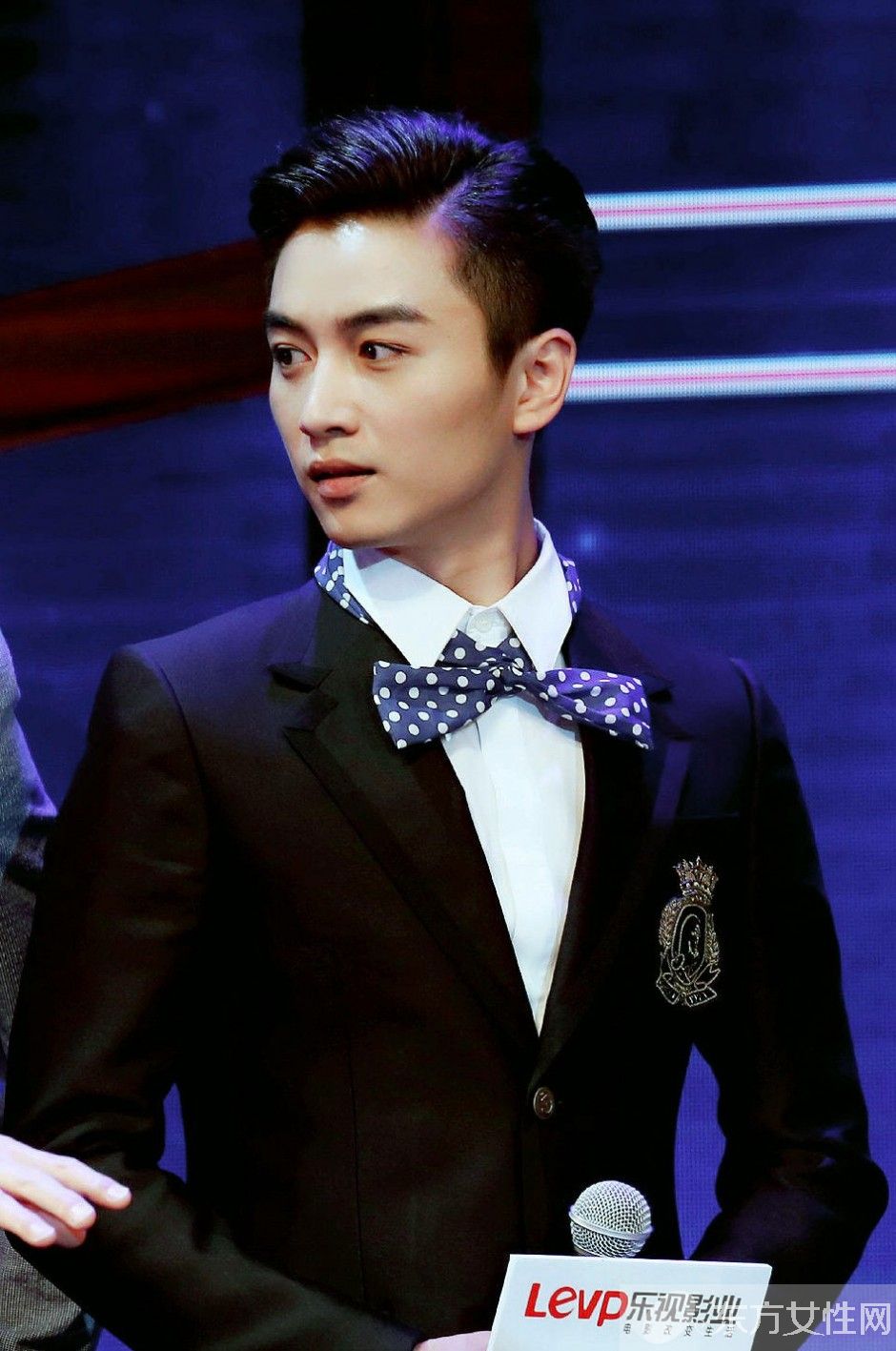 杨蓉陈晓结婚照曝光 曝陈晓赵丽颖分手原因太雷人