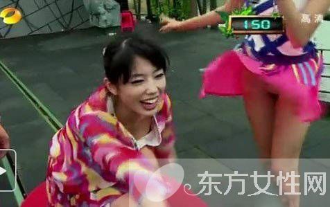 湖南卫视主持人吴瑕春光乍泄 露毛不雅照曝光