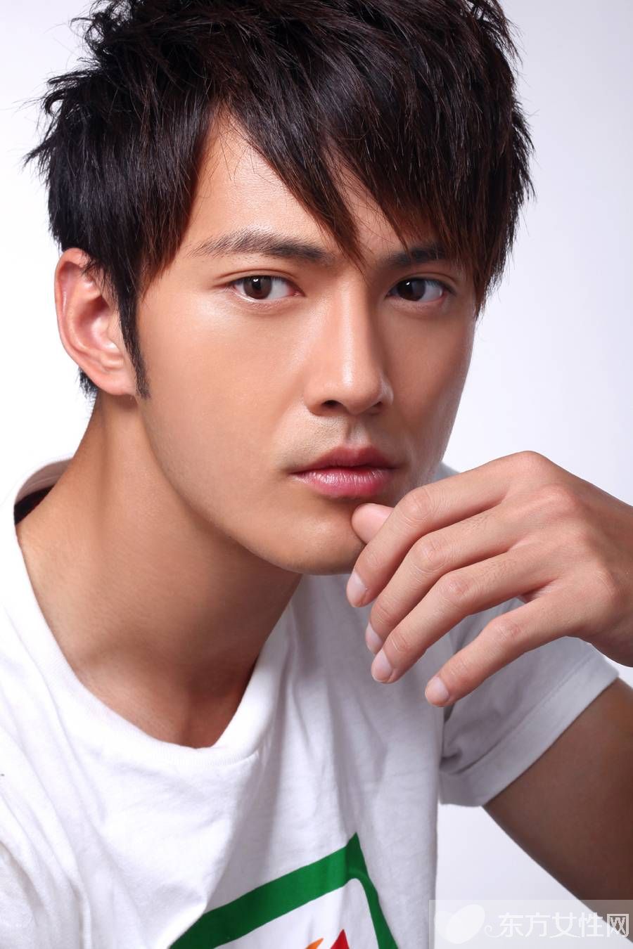 徐正曦女友个人资料 戚薇和徐正曦的儿子照片曝光