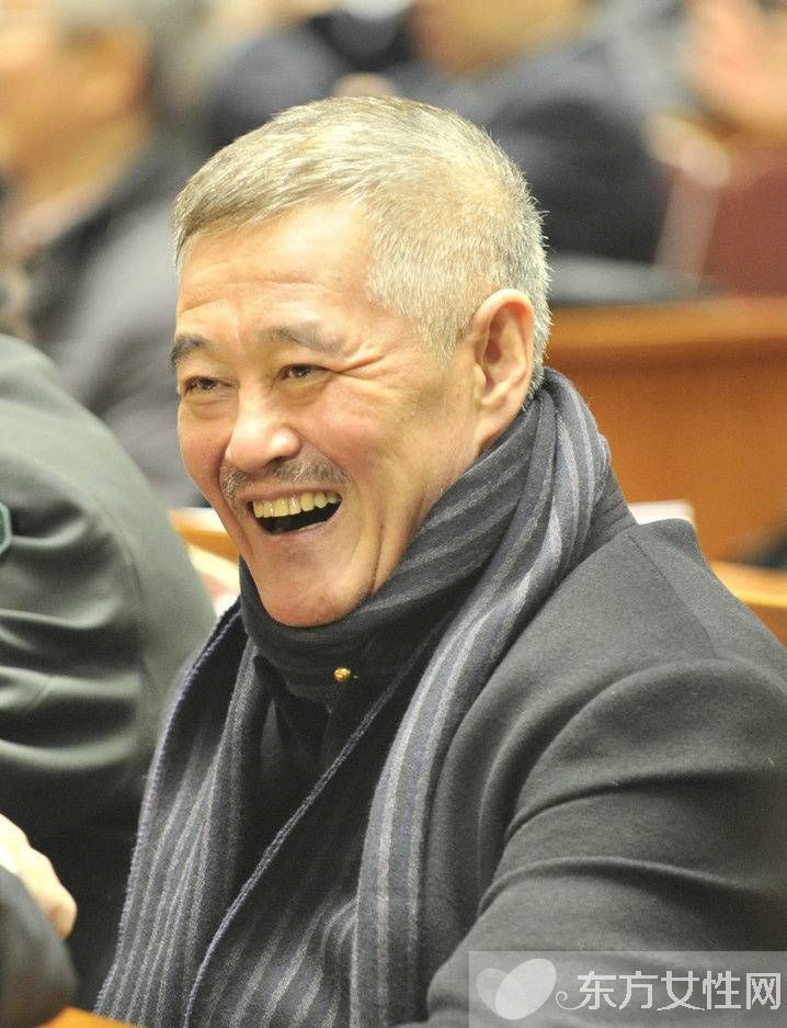 赵本山16个惊人头衔曝光 揭资产评估坐拥半个三亚