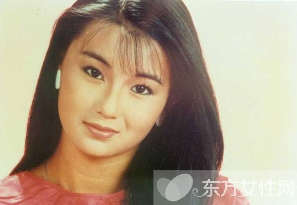 张曼玉资料简介 张曼玉梁朝伟没做恋人因时机问题