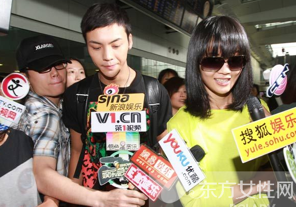 赵丽颖陈伟霆吻戏拍了3小时 戏里戏外十分默契常眉目传情