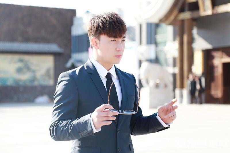 释小龙个人资料大揭秘 释小龙女友曝光