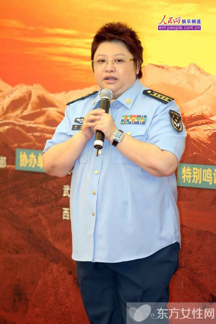 韩红养子潘子灏照片 述韩红与孤儿潘子灏的故事