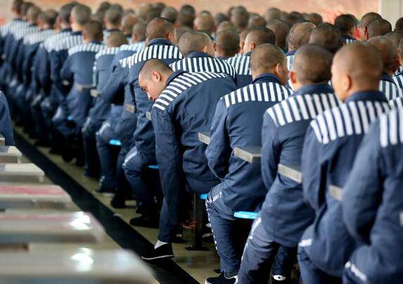 狱警待遇怎么样  神秘职业内幕曝光狱警的辛酸史