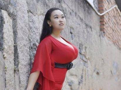 奇葩来了巨乳美女徐佳丽个人资料 入驻YY专业健身引热议