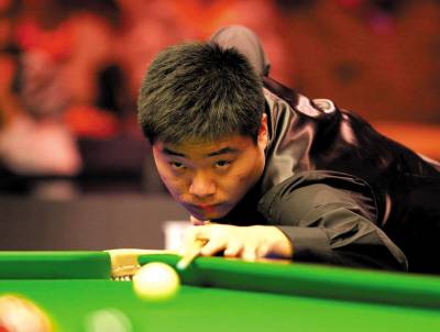 台球王子丁俊晖女友张元元富二代背景及照片曝光