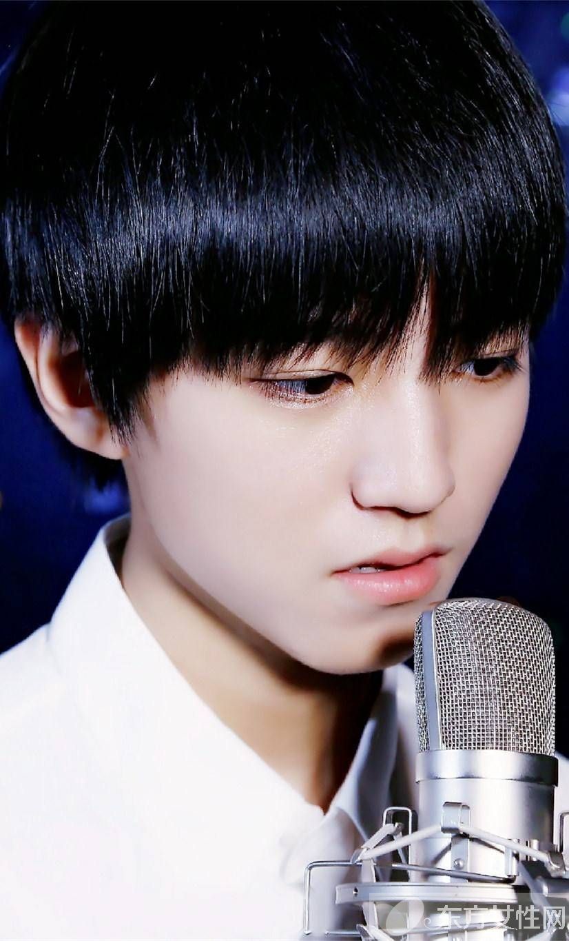 蒋依依和王俊凯什么关系 蒋依依曾多次承认对王俊凯有好感