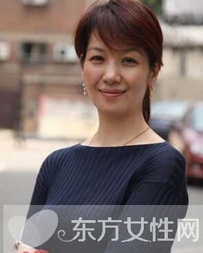 胡军老婆资料曝光 极其浪漫求婚令卢芳泪流满面