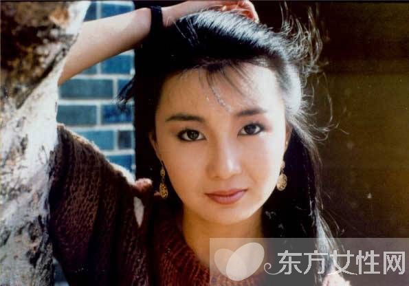 张曼玉资料简介 张曼玉梁朝伟没做恋人因时机问题