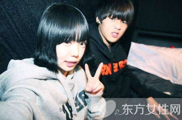 李世龙洪瑛琦相恋两年生子 韩国19岁男星李世龙喜当爹