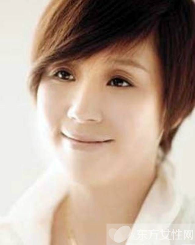 李维嘉龙丹妮密恋七年已领证 汪涵等人纷纷送上祝福