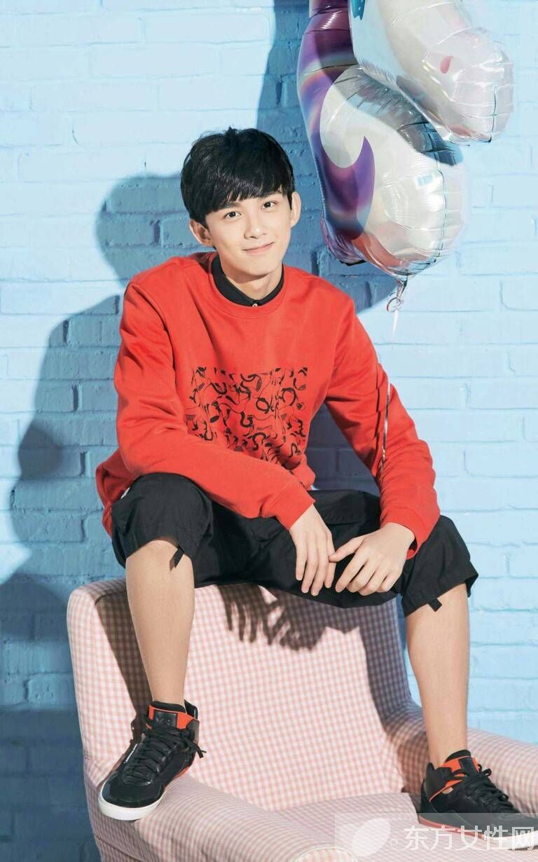 吴磊微博地址曝光  老戏骨 吴磊的女朋友是谁