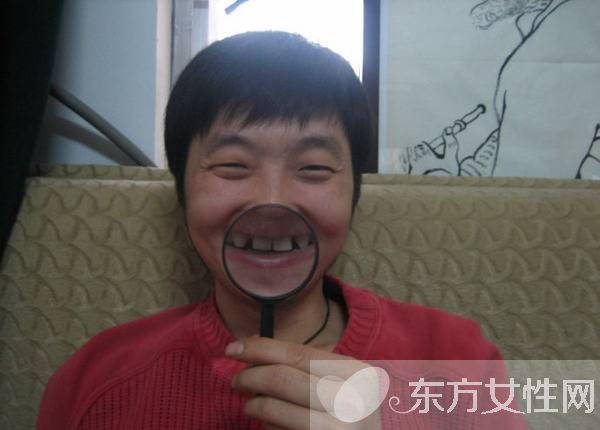 王大治家庭背景惊人 搞婚外情与董洁激吻照曝光