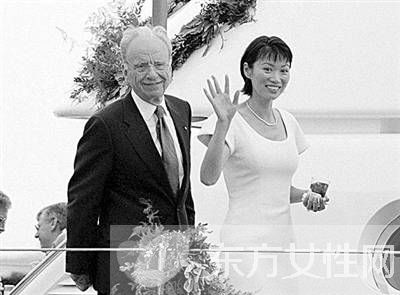 默多克妻子邓文迪面相分析 邓文迪个人资料曝光