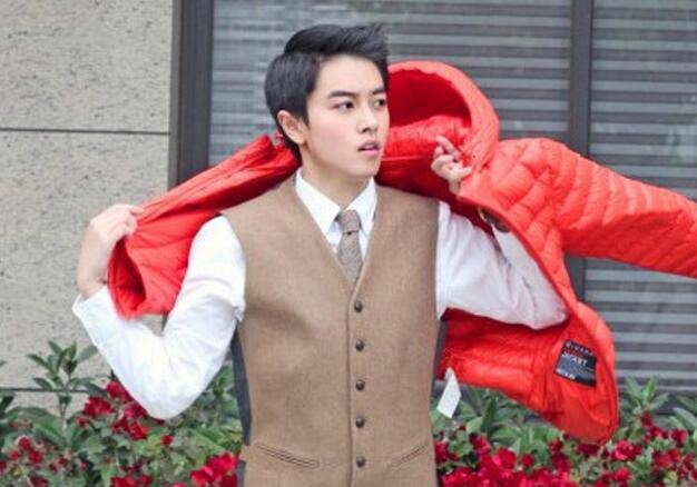 中国最帅女人邢雅晨长发照曝光 简直帅到不像话