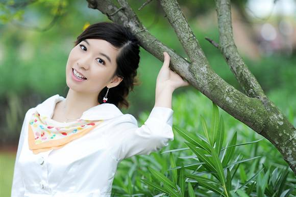 央视主持人王欢去世 他们死因竟然都是这些病