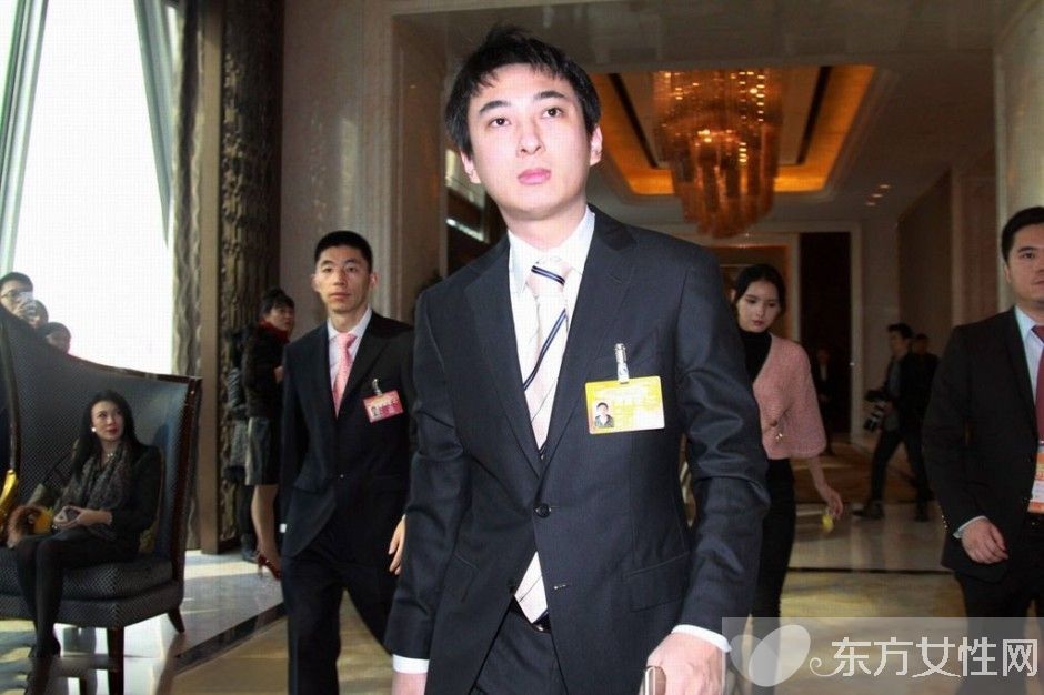 王思聪调侃黄子韬约炮骗女孩 揭黄子韬耍大牌遭封杀