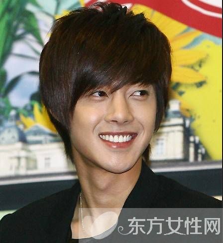 金贤重女友崔某照片 金贤重私生活混乱形象一去不复返