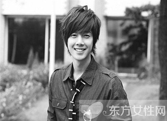 金贤重女友崔某照片 金贤重私生活混乱形象一去不复返