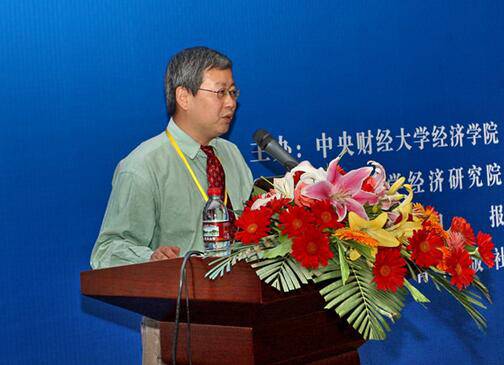 北大教授夏业良抵达美国 遭把大学生吐槽 别再祸害别人