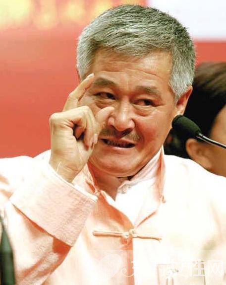 赵本山16个惊人头衔曝光 揭资产评估坐拥半个三亚