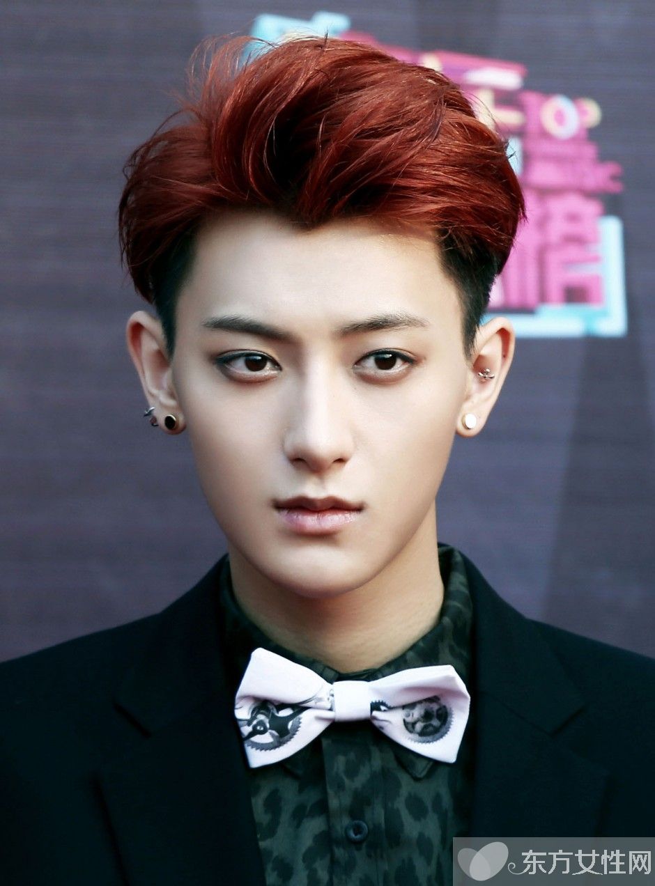 王思聪调侃黄子韬约炮骗女孩 揭黄子韬耍大牌遭封杀