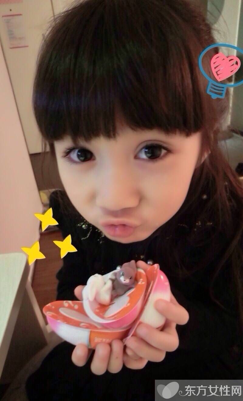 吴聊聊的妈妈是谁 吴聊聊神秘家庭背景曝光