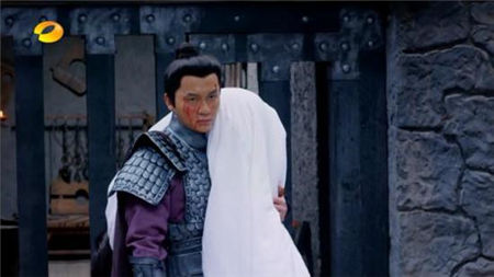 屁股大好生养 张馨予因屁股小被李晨抛弃