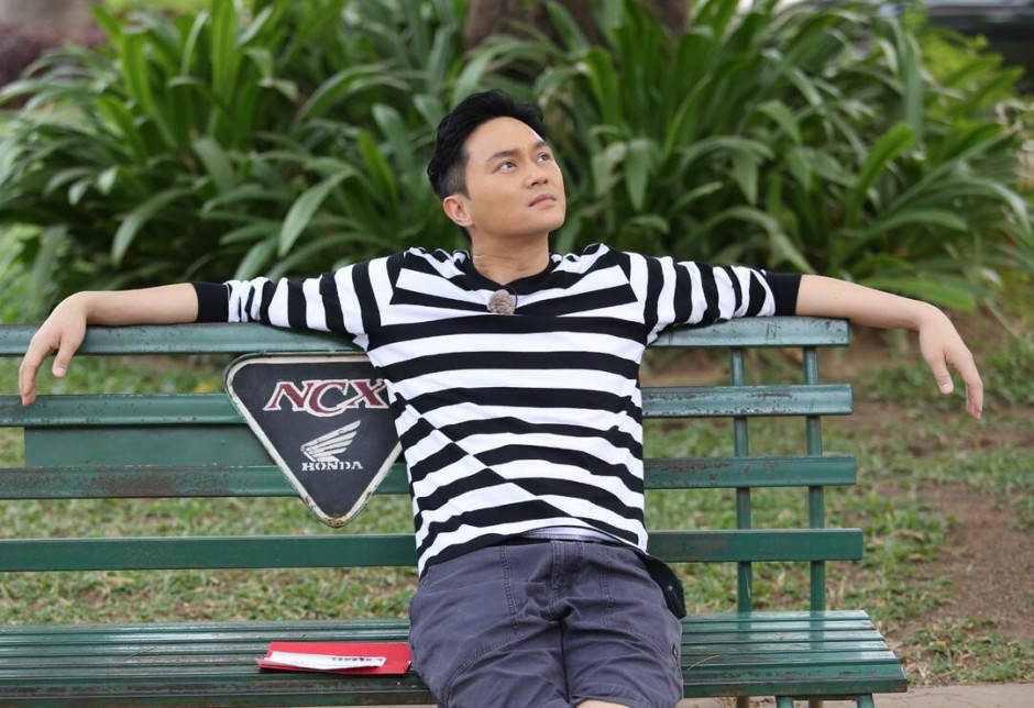 张智霖袁咏仪台前秀恩爱 据说是假的