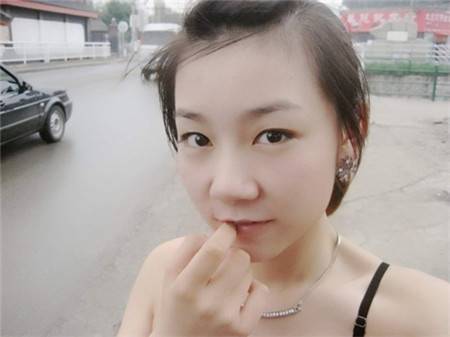 网络红人苏紫紫全裸图片 赤身露体接受采访