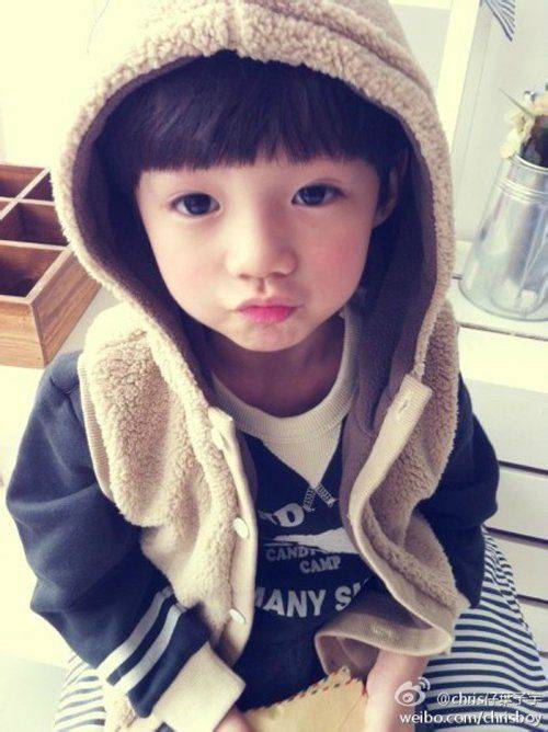 叶子宇和鹿晗对比照 叶子宇快乐大本营人气极高