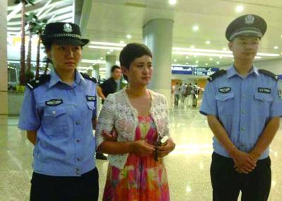 浙江永康美女老板帮弟弟还赌债惹诈骗罪 出逃非洲终被捕