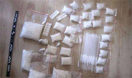 女毒枭叶乔述自身经历 曾想脱离毒网遭威胁