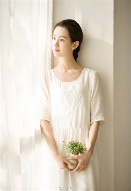 南航校花陈都灵个人资料微博证件照