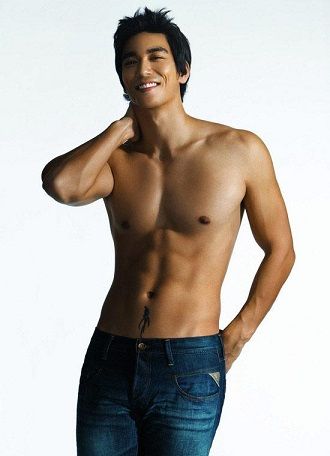 丹尼斯吴身高多少 丹尼斯吴个人简历