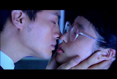 《丑女无敌》李欣汝刘晓虎忘情拥吻 刘晓虎演过的电视剧大全