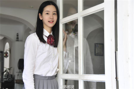 南航校花陈都灵个人资料微博证件照