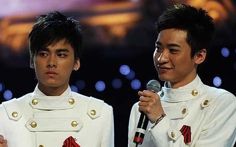 刘璇王弢身高差多少 王弢和李易峰什幺关系