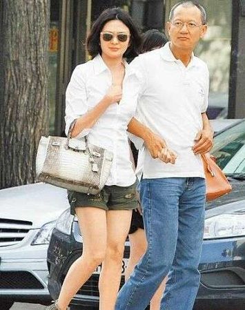 关之琳离婚与刘嘉玲有关吗 刘嘉玲称感莫名其妙