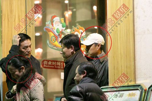 霍凡个人资料简介 张丰毅霍凡个人照片