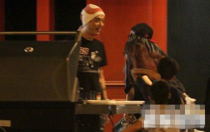 张惠妹男友sam个人资料 张惠妹与男友Sam秀恩爱