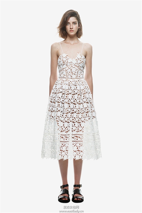 满足每个人的红毯梦  Self Portrait 推浪漫唯美平